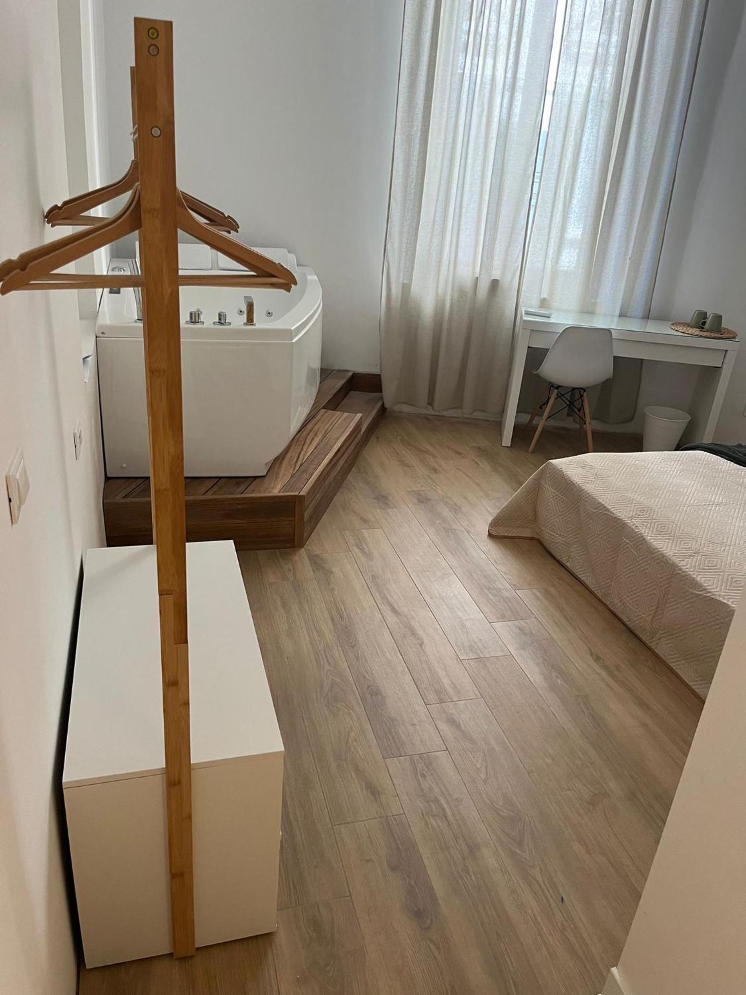 20 Settembre Rooms La Spezia Luaran gambar